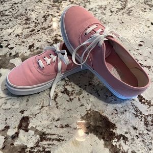 Vans Authentic Canvas sneakers in Pink